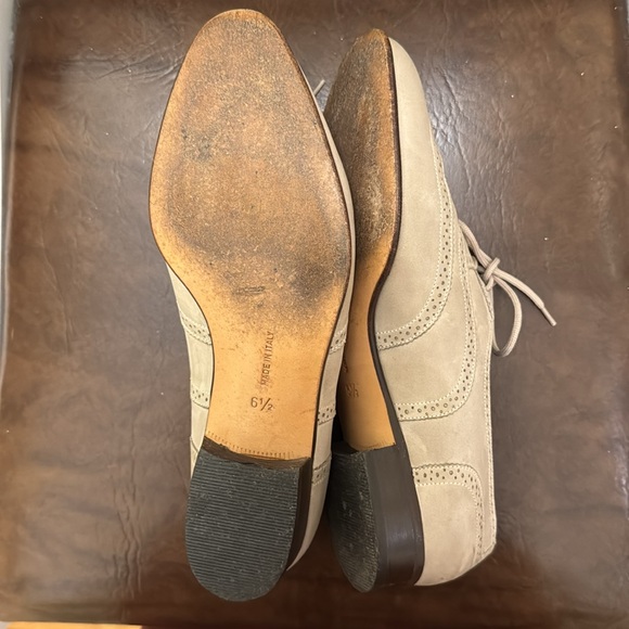 Salvatore Ferragamo suede wingtip oxfords Size US6.5 D - Picture 6 of 9